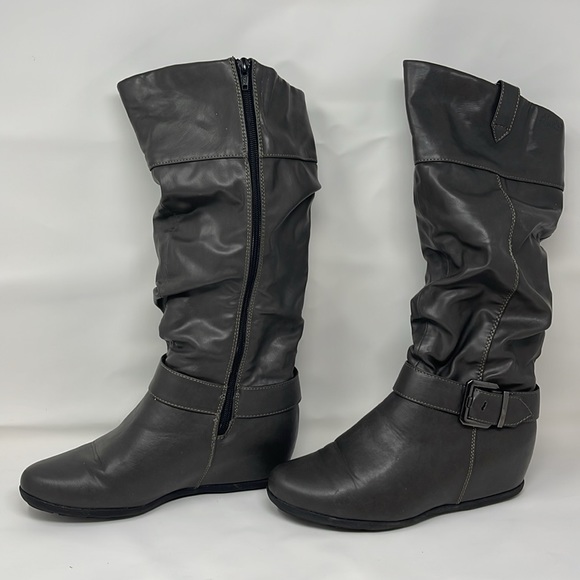 Aldo Borquez  Waterproof Boot w hidden wedge US 9 - Picture 2 of 10